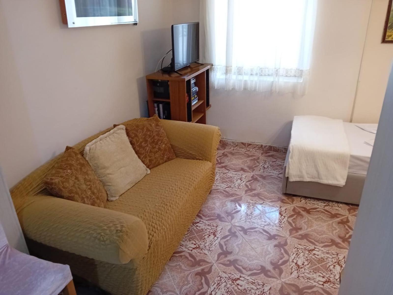 Gogo'S Sea Side Apartment Sarande Exterior photo