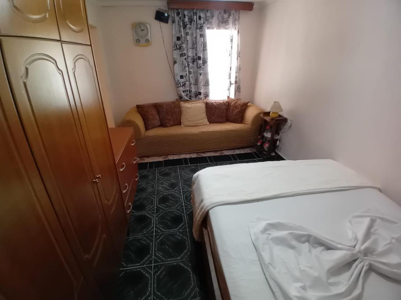 Gogo'S Sea Side Apartment Sarande Exterior photo